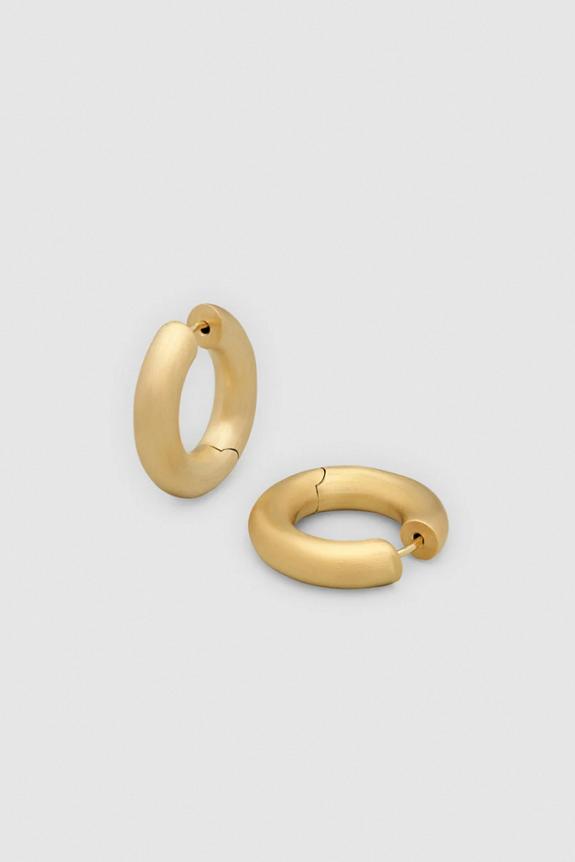 Tom Wood Chunky Hoops Satin Medium Gold